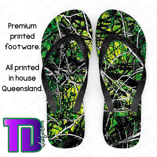 Green Camo Camouflage thongs flip-flops pluggers